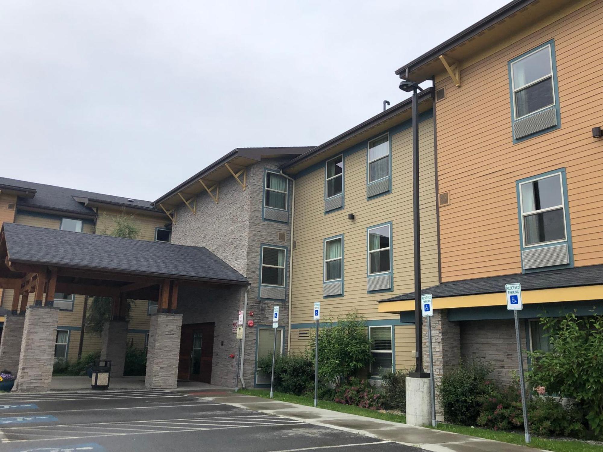 Aptel Studio Hotel Anchorage Exterior photo